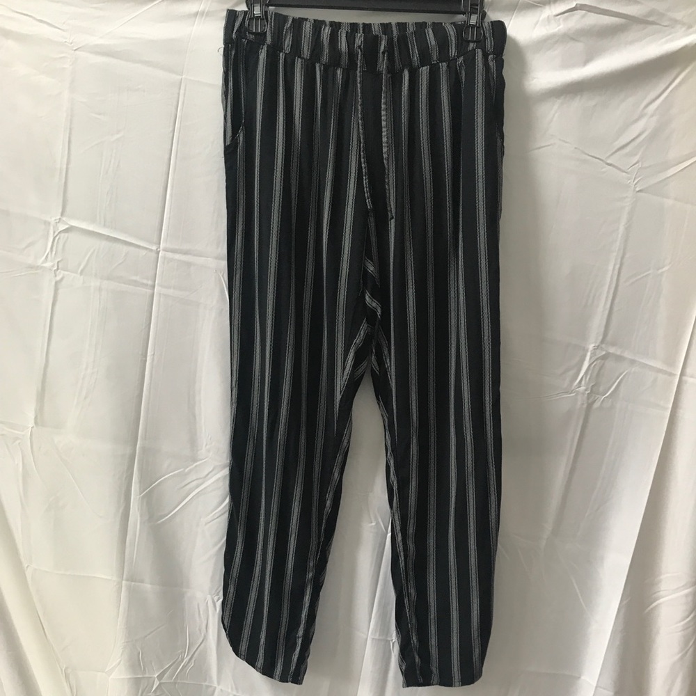 Black and White Stripe American Eagle Trousers